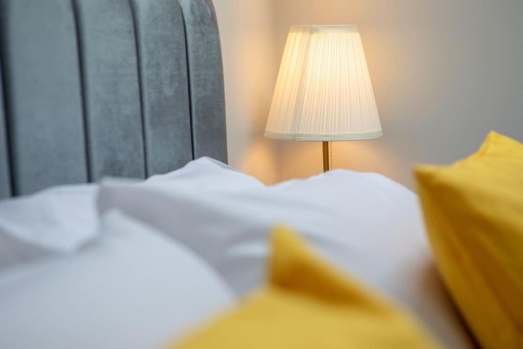 Modern Apartment Free Off Road Parking King Bed Suite 9 Nottingham Kültér fotó