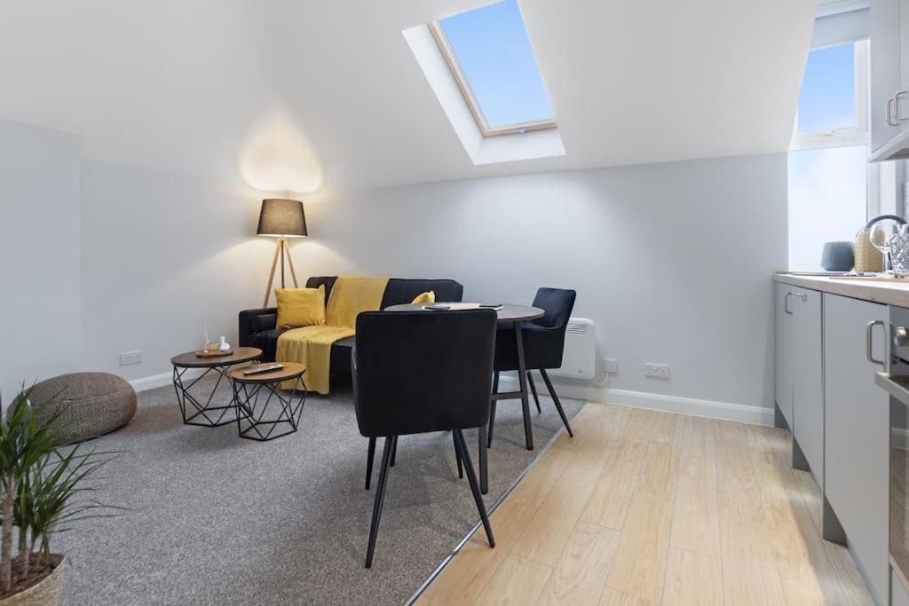 Modern Apartment Free Off Road Parking King Bed Suite 9 Nottingham Kültér fotó